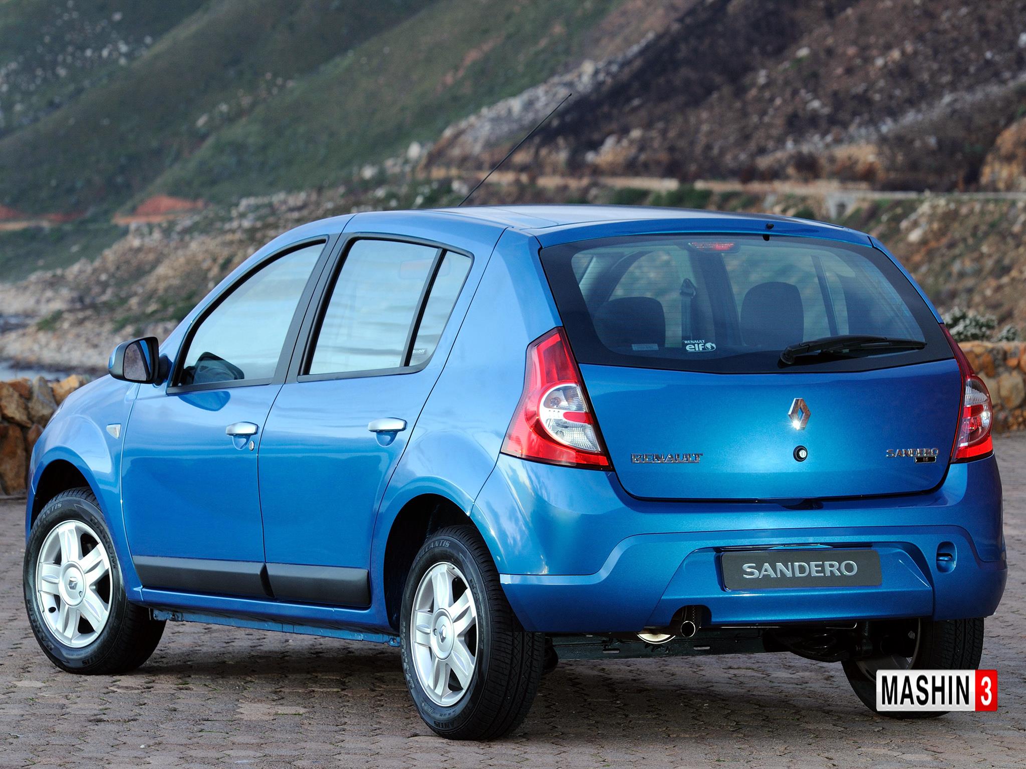 Иномарка логан. Рено Сандеро. Renault Sandero хэтчбек. Рено Сандеро 1. Сандеро 2009.